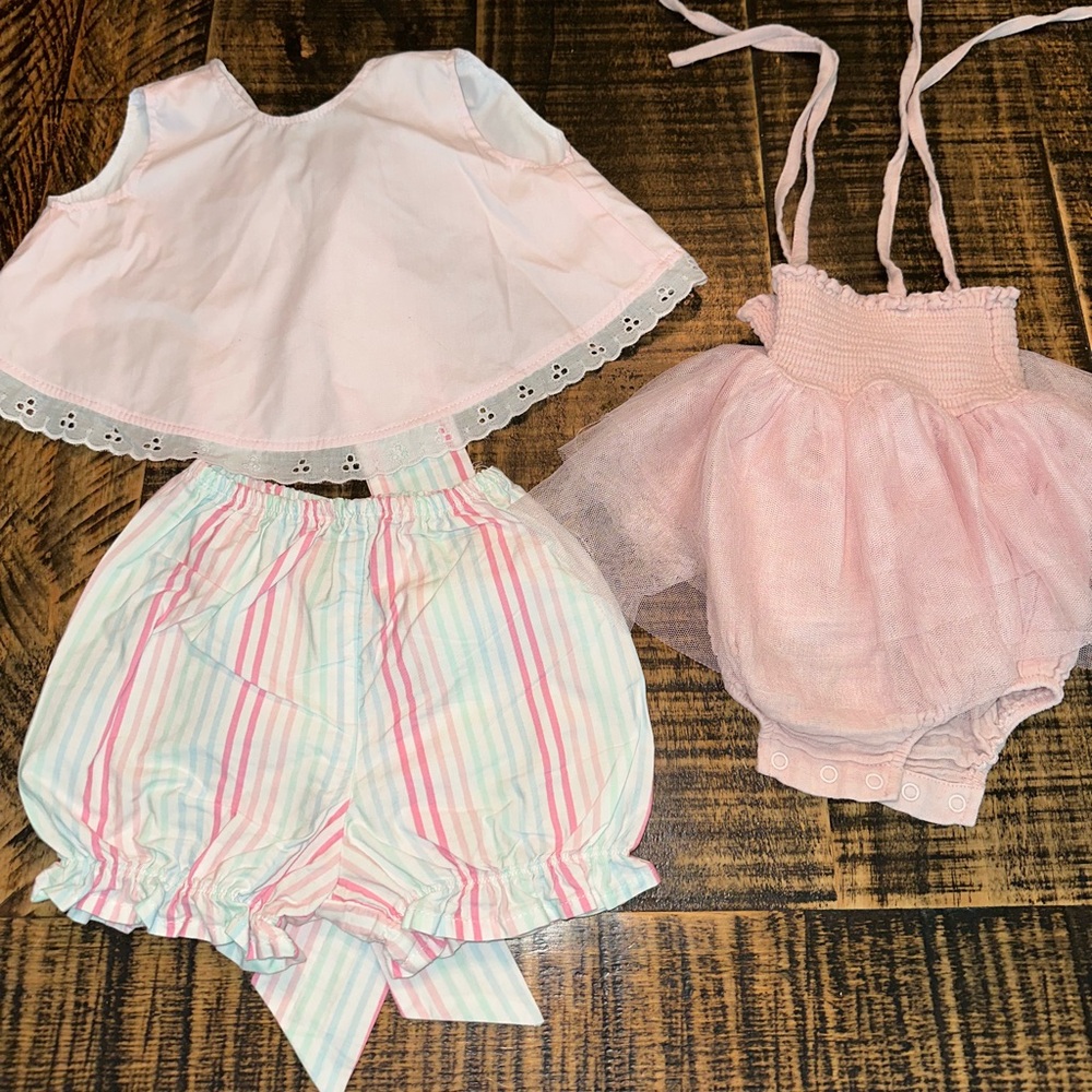 Size 6-12 mo lot of 2 - 1 item is Beaufort Bonnet
